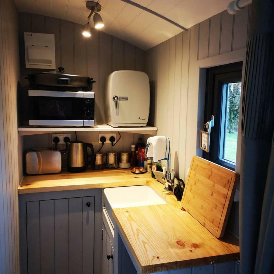Villa Pen-Rhos Luxury Glamping "Cuckoo'S Nest" Llandrindod Wells Exterior foto